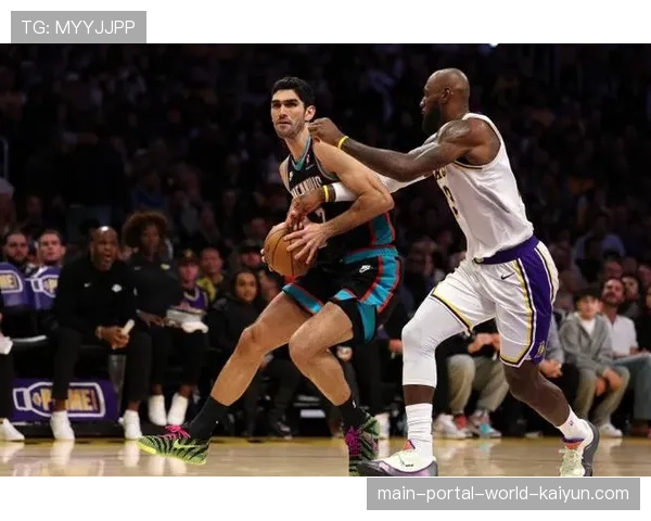 湖人地方转播收入1.49亿 与灰熊940万形成鲜明对比 湖人地方转播收入1.49亿 与灰熊940万形成鲜明对比