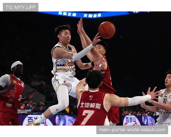 季后赛最后门票五队混战 广州北控吉林新疆福建殊死搏斗 季后赛最后门票五队混战 广州北控吉林新疆福建殊死搏斗